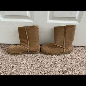 Xhilaration faux suede boots